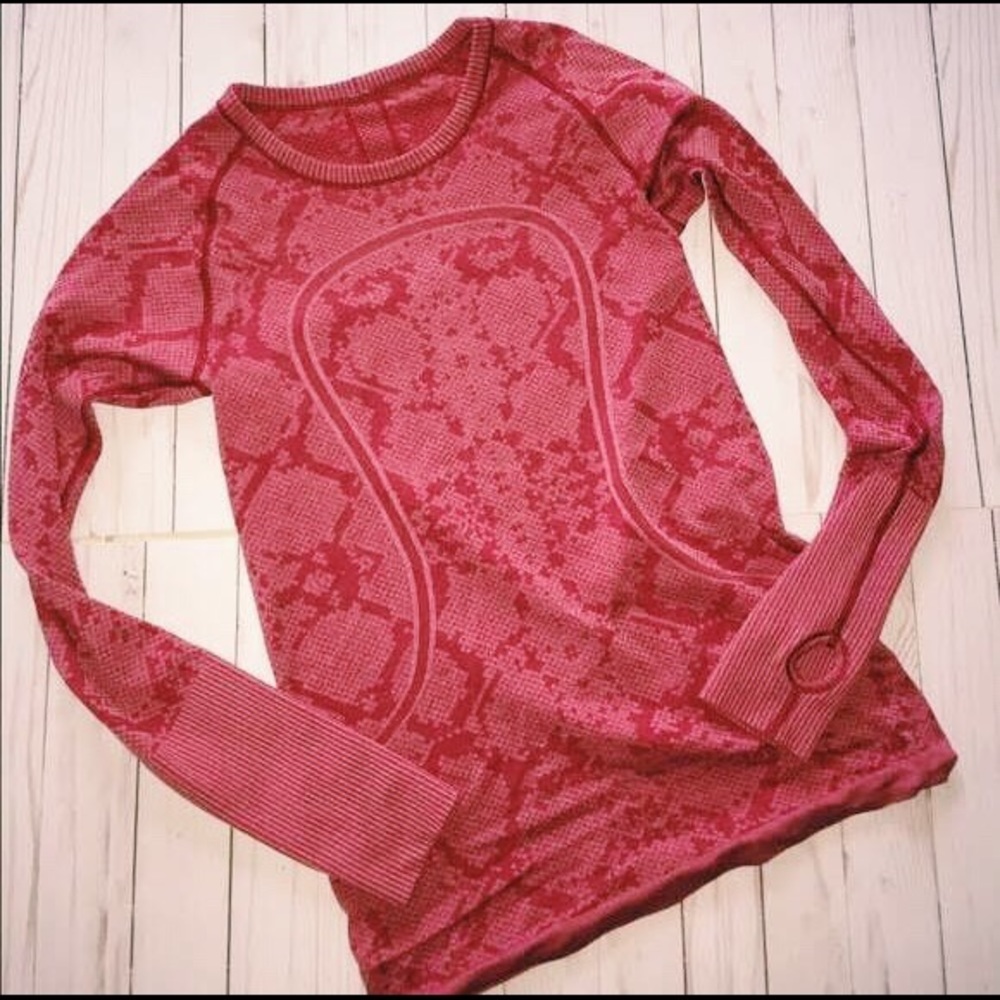 Lululemon Swiftly Tech Long Sleeve Crew